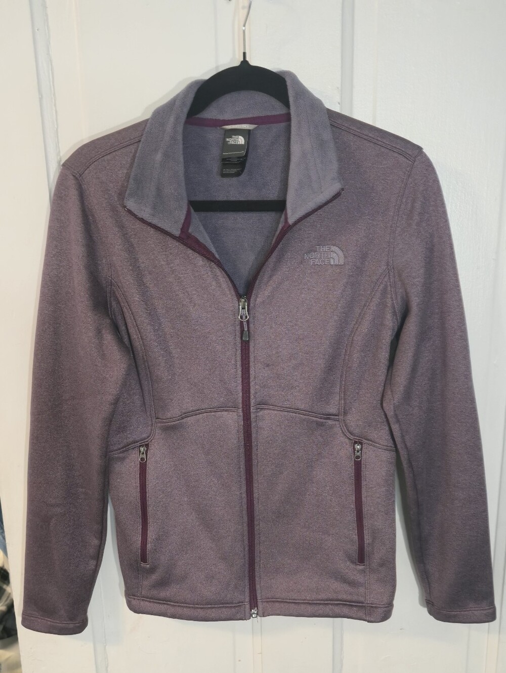 The North Face Womenโs Fleece Full Zip Jacket Plum Purple Size Small